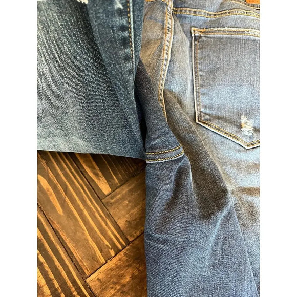 Judy Blue Jean Shorts Women 2XL Denim Raw Hem Distress Coastal Cowgirl Vacation - Picture 14 of 14